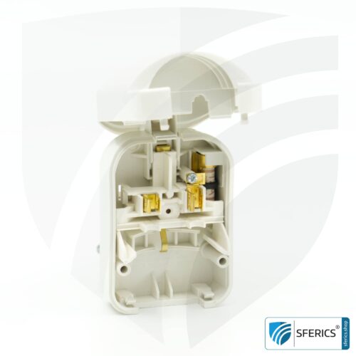 Adapter SCP3 Schuko plug type EF to UK plug type G | with high quality grounding and 13 amp fuse | travel adapter