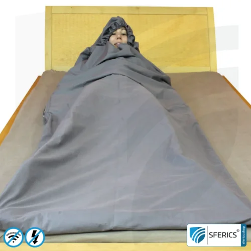 Shielding sleeping bag Electrosmog PRO | mobile radiation protection against WIFI, cell phone, LTE, 5G, ... with efficiency over 99.99% (42 dB) | free-standing, without ceiling suspension | LF groundable