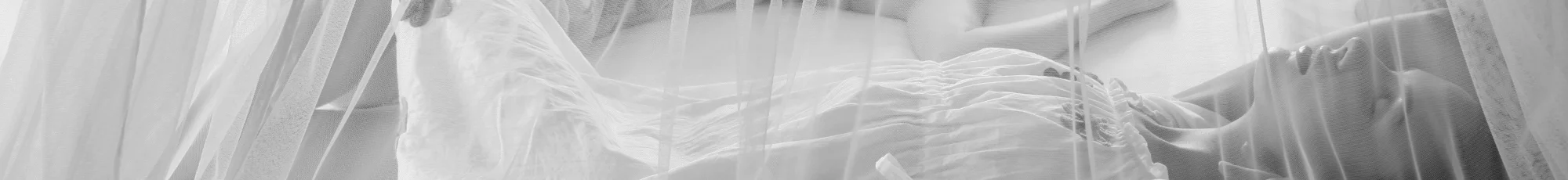 Sleeping in canopy silver fabrics